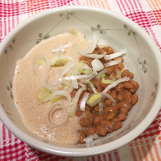 ネバネバコンビ！納豆とろろ丼